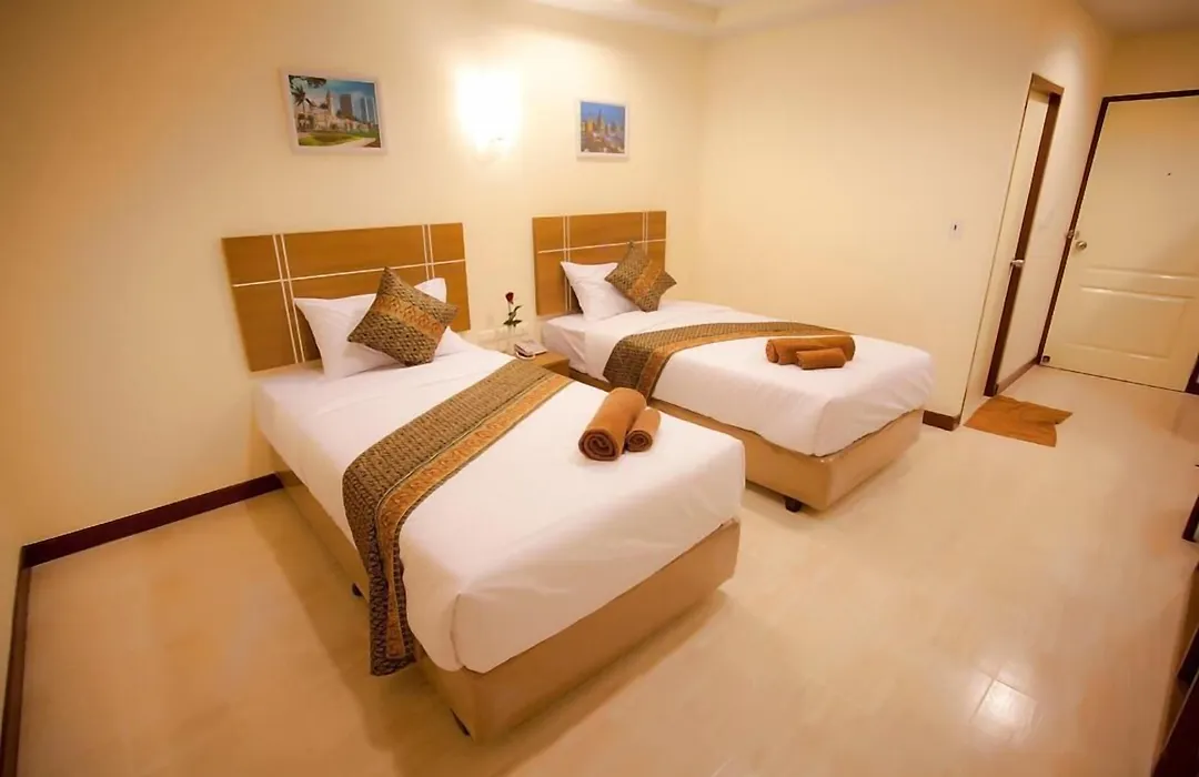 Iris Residence Pattaya-1