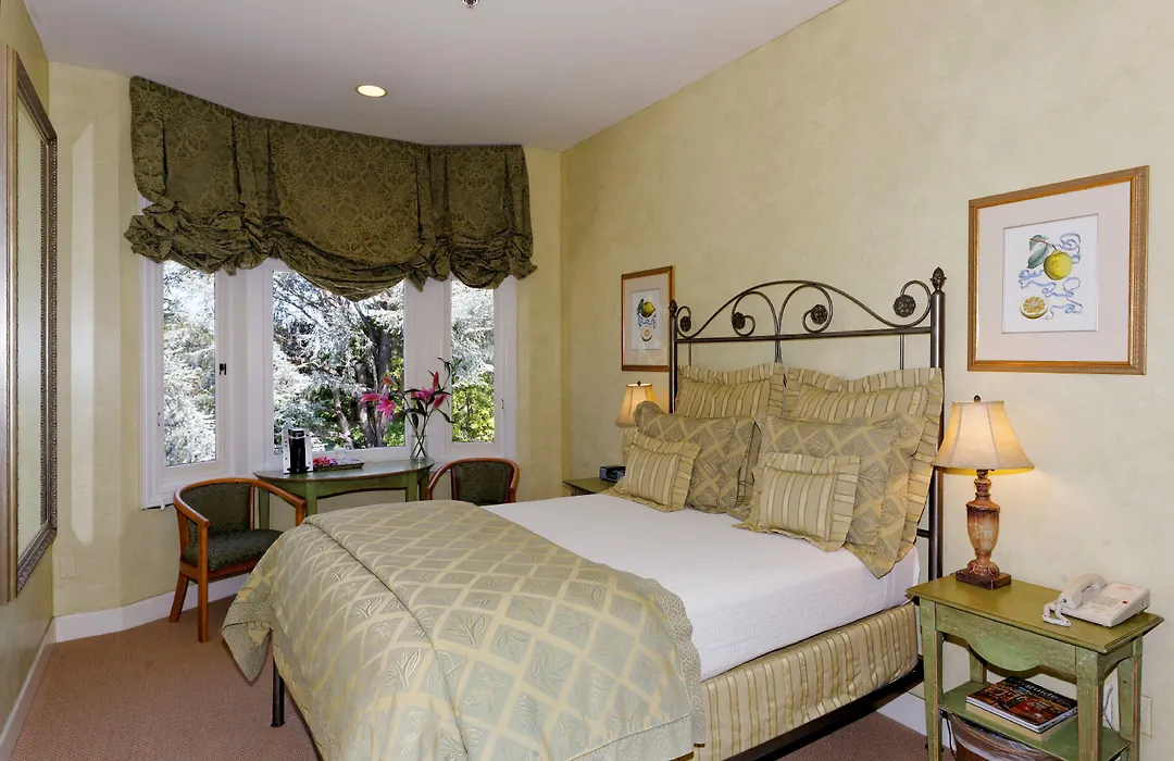 Hotel Sausalito-1