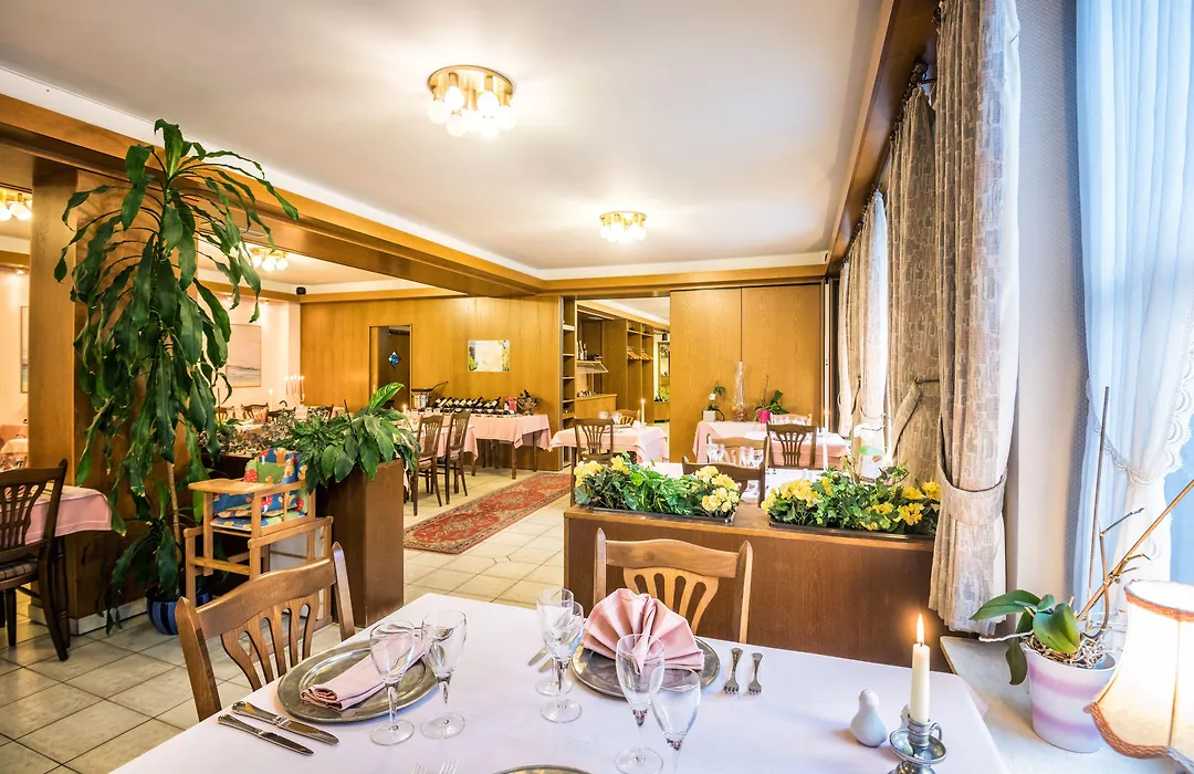 Hotel Le Postillon-1