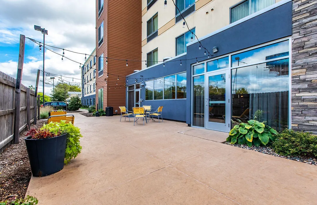 Fairfield Inn & Suites By Marriott Rochester Mayo Clinic Area/Saint Marys-1