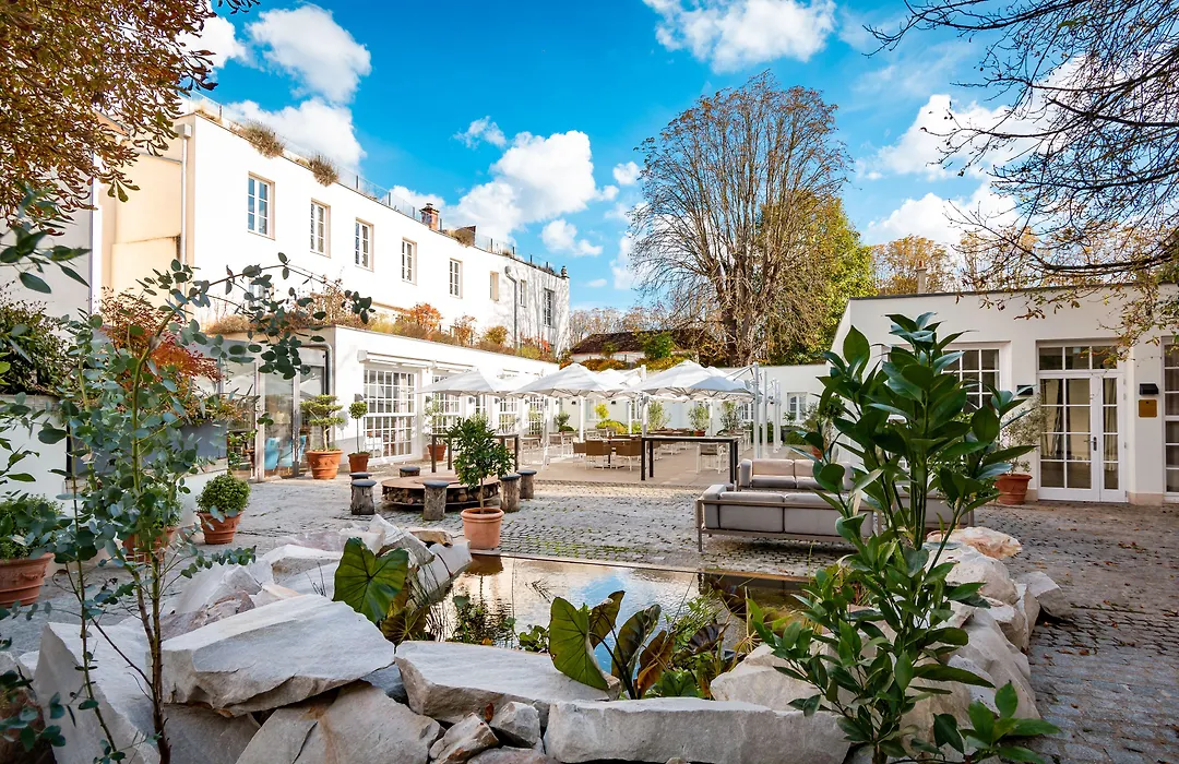 Hotel De Cavoye-1