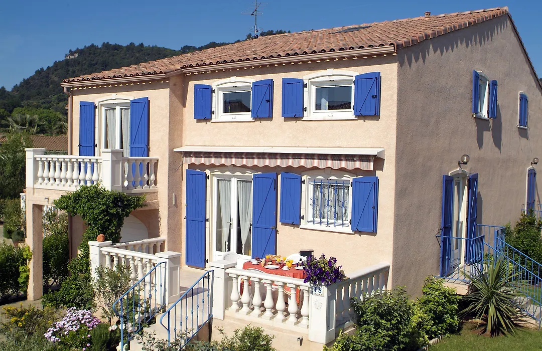 Domaine Le Clos des Oliviers-1