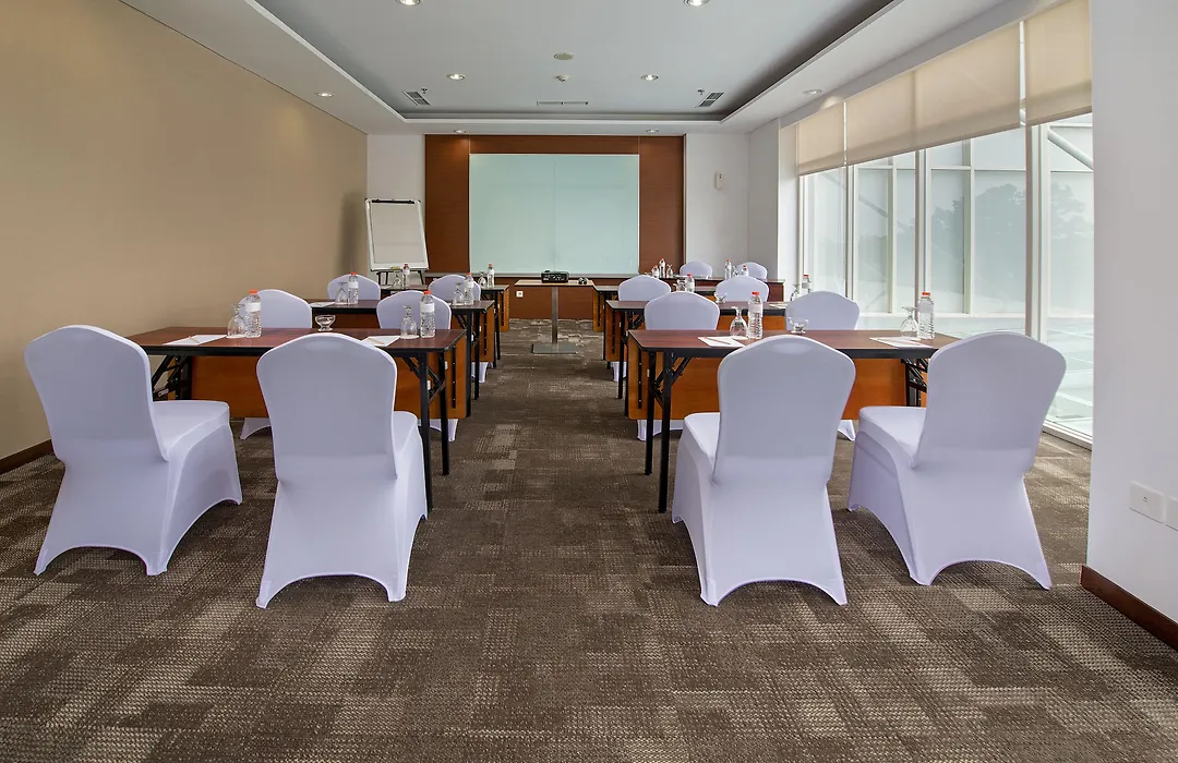 Whiz Prime Hotel Pajajaran Bogor-1