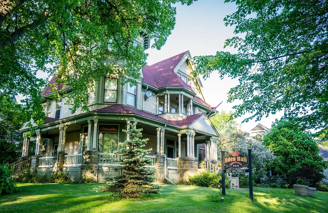 The Eden Hall Inn-1