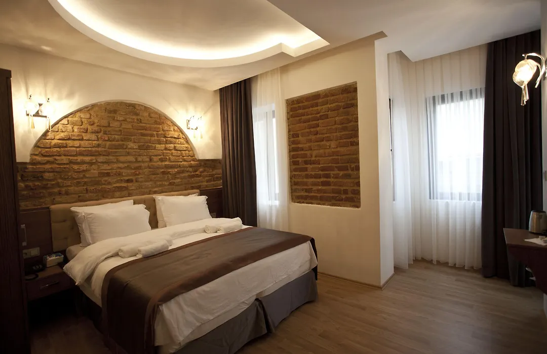 Pera Line Hotel-1