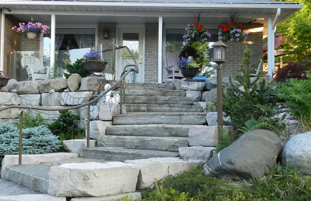 A Garden Stroll Bed & Breakfast-1