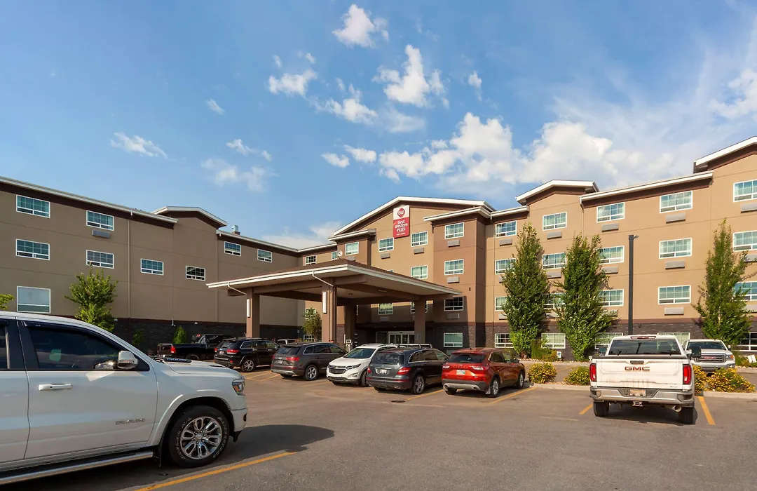 Best Western Plus Fort Saskatchewan Inn & Suites-1