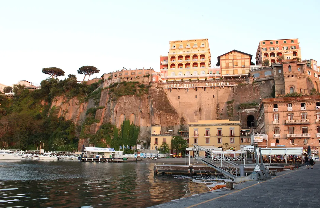 Surriento Suites-1
