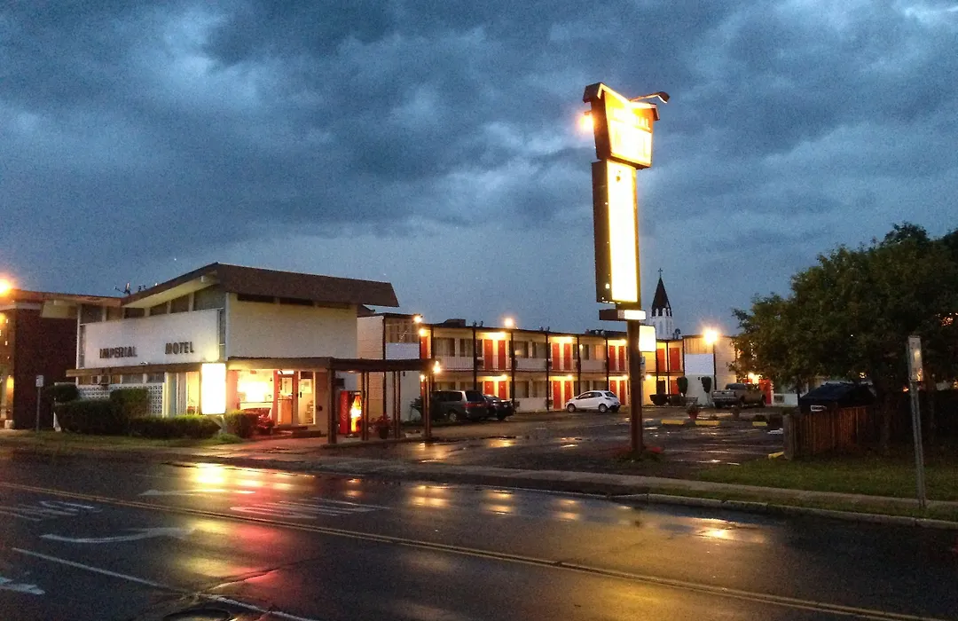Imperial Motel Cortland-1