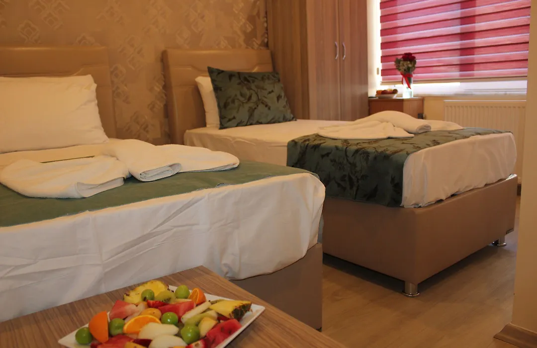 Goeruer Hotel-1