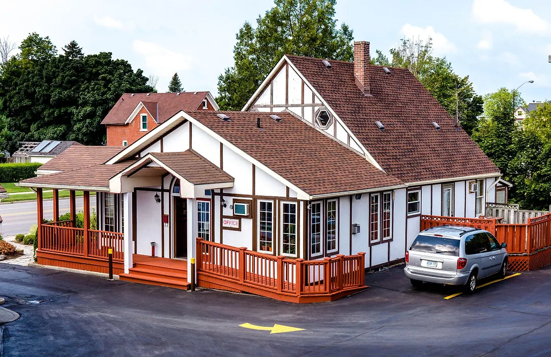 Cedar Lodge Motel-1