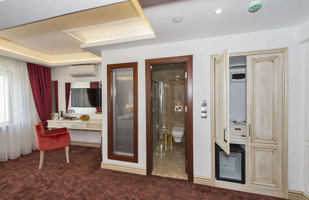 Escardin Hotel-1