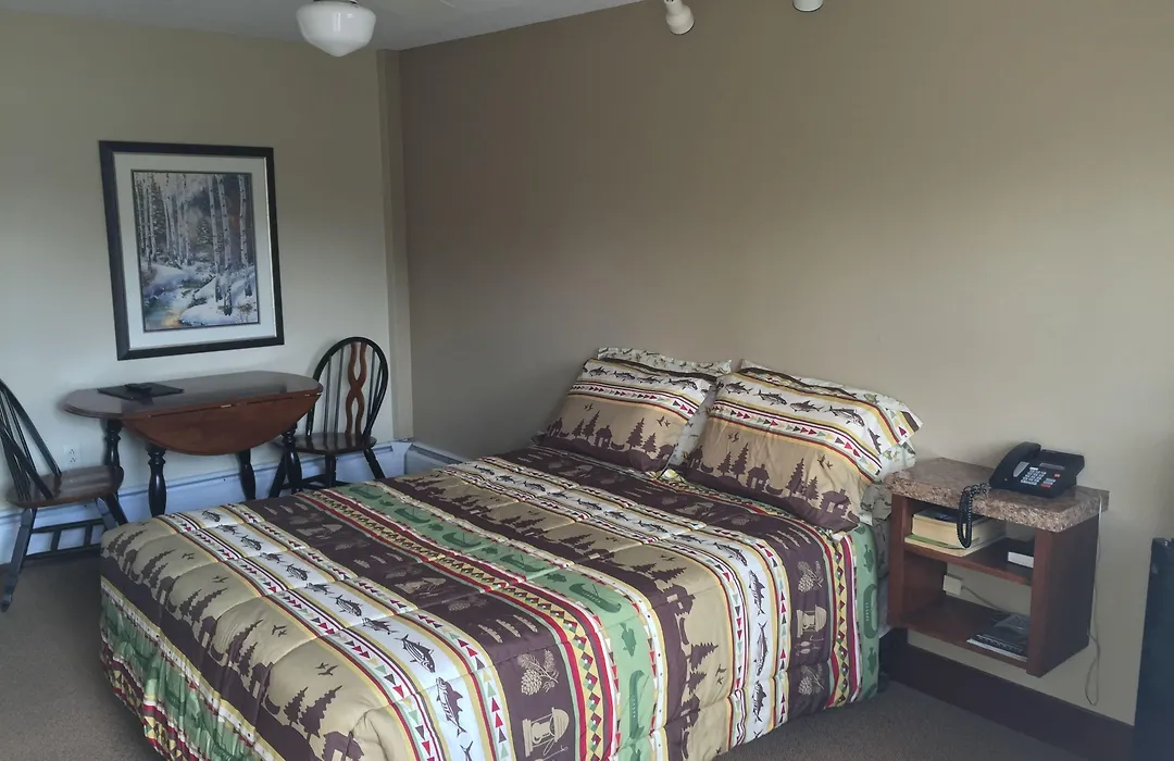 Evergreen Inn-1
