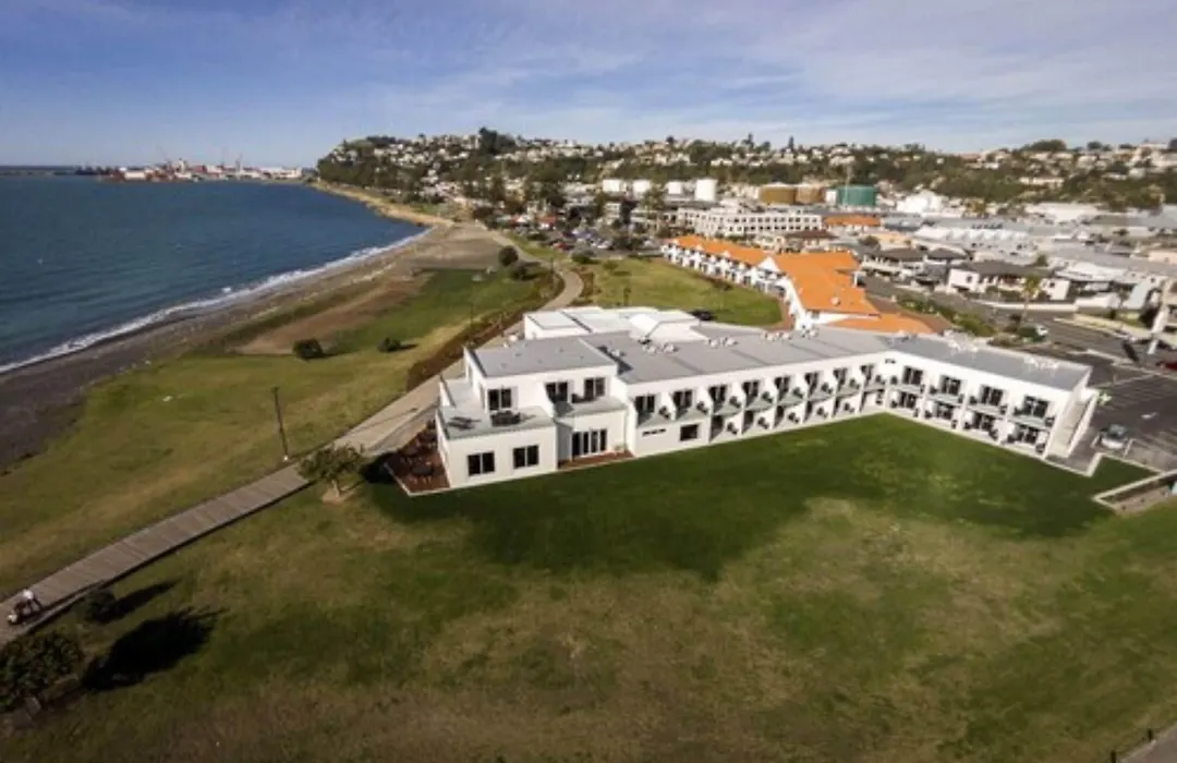 East Pier Hotel-1
