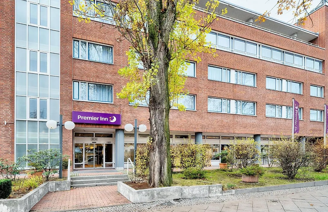 Premier Inn Koeln City Centre-1