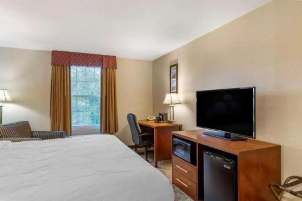 Comfort Inn Foxboro - Mansfield-1