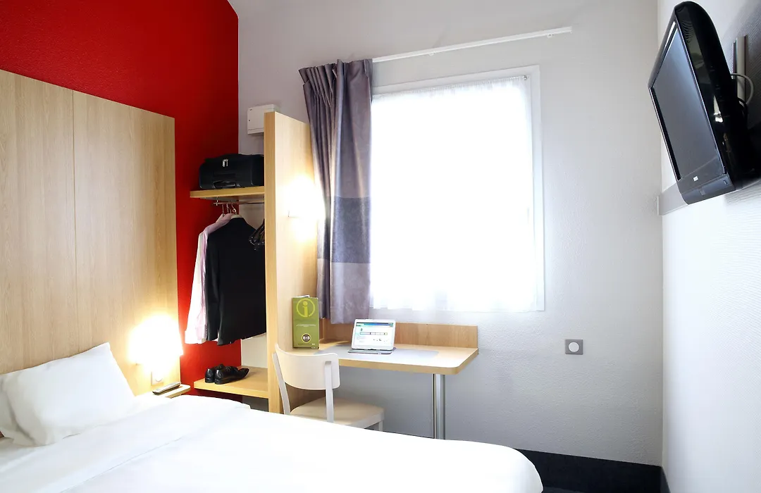 B&B Hotel Beziers-1