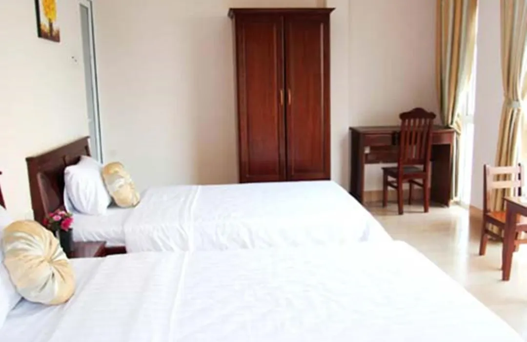 Huong Binh Hotel-1