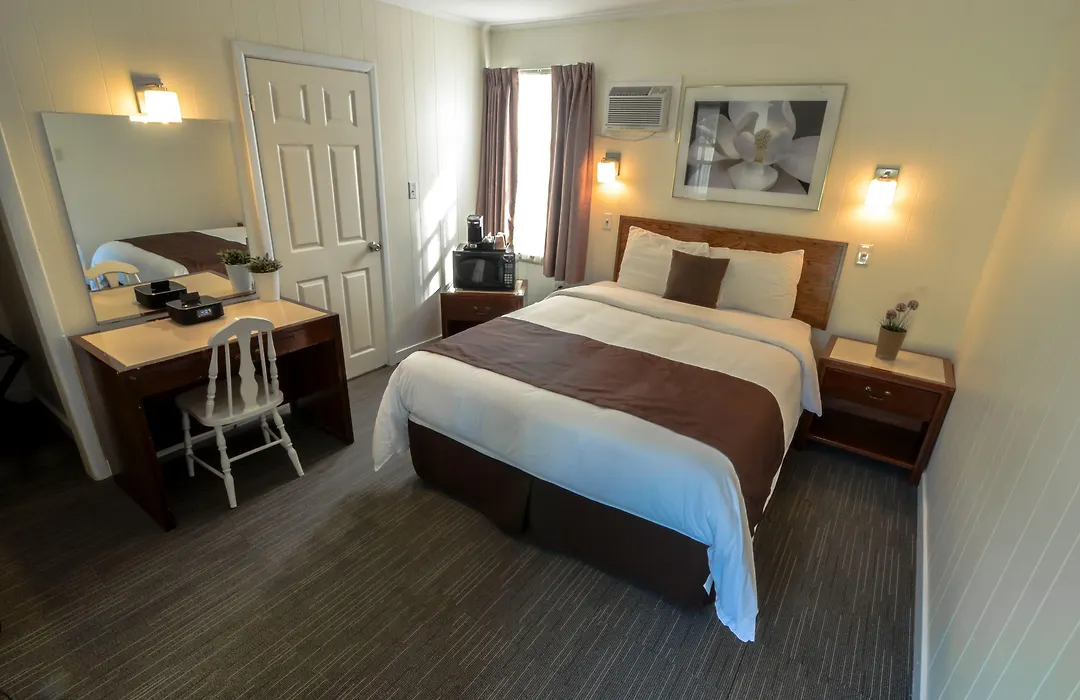Coastal Inn Antigonish-1