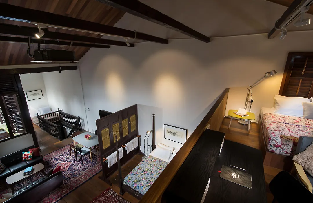 Muntri Mews-1