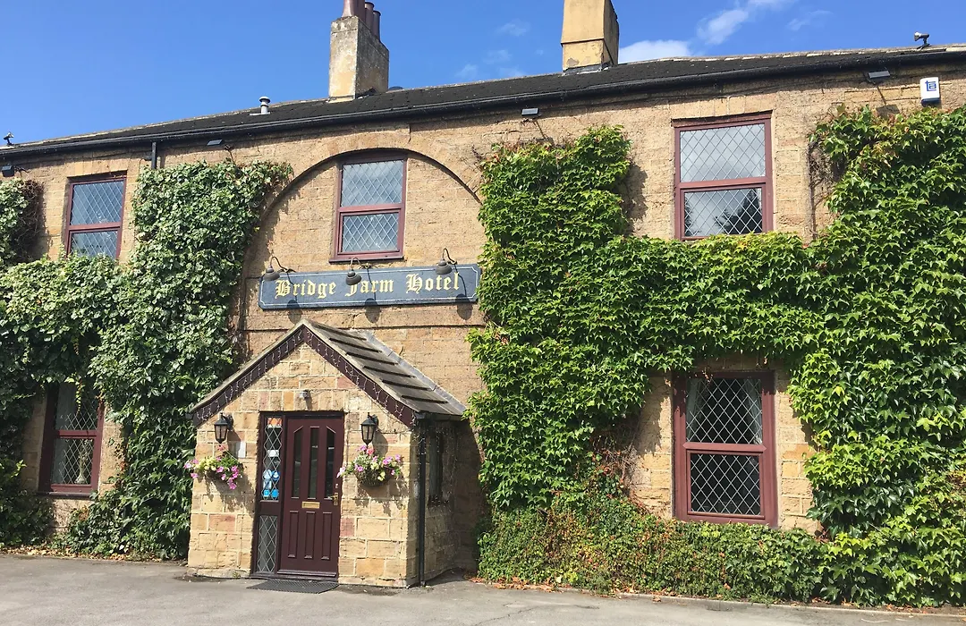 Bridge Farm Hotel-1