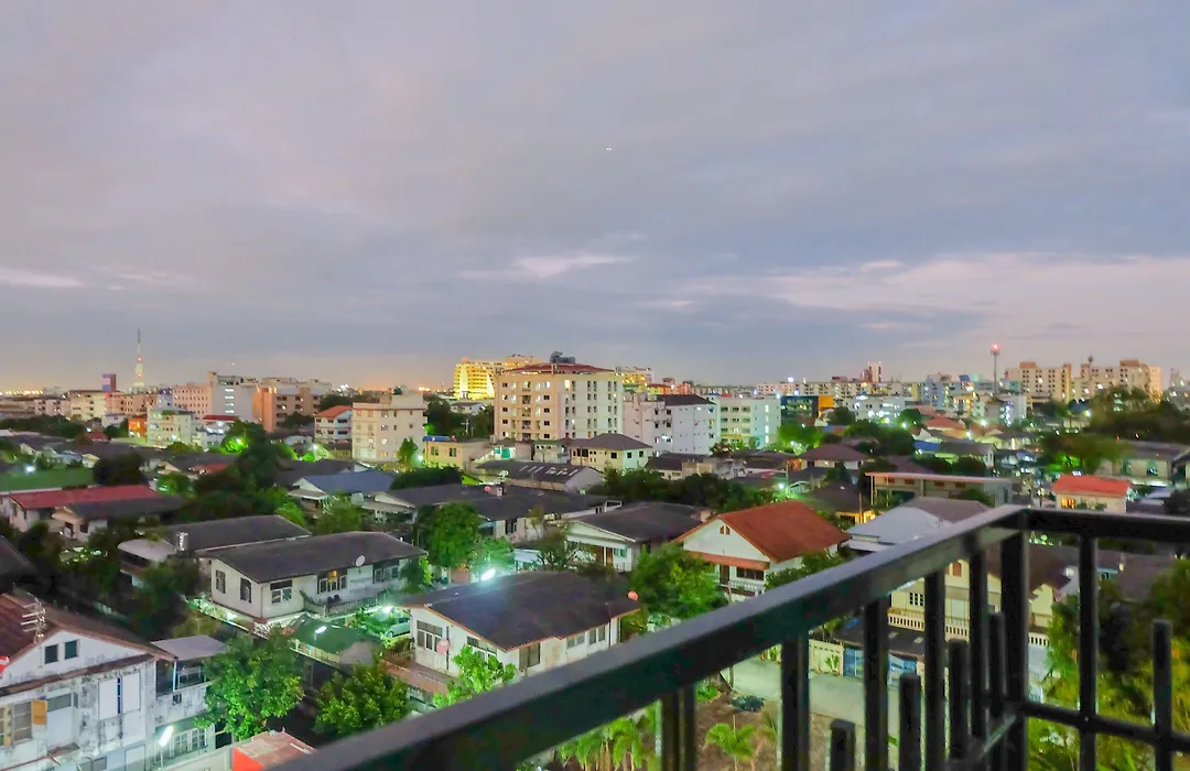 Baron Residence Bangkok-1