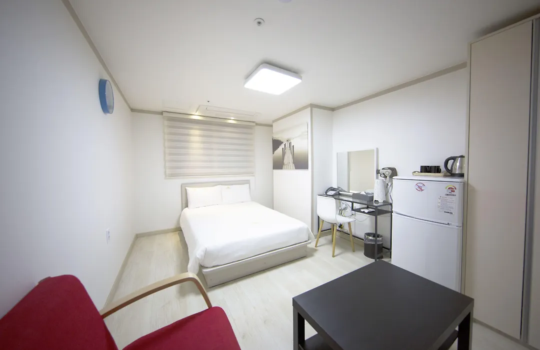Inn The City Business Hotel-1