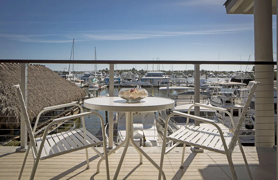 Cove Inn On Naples Bay-1