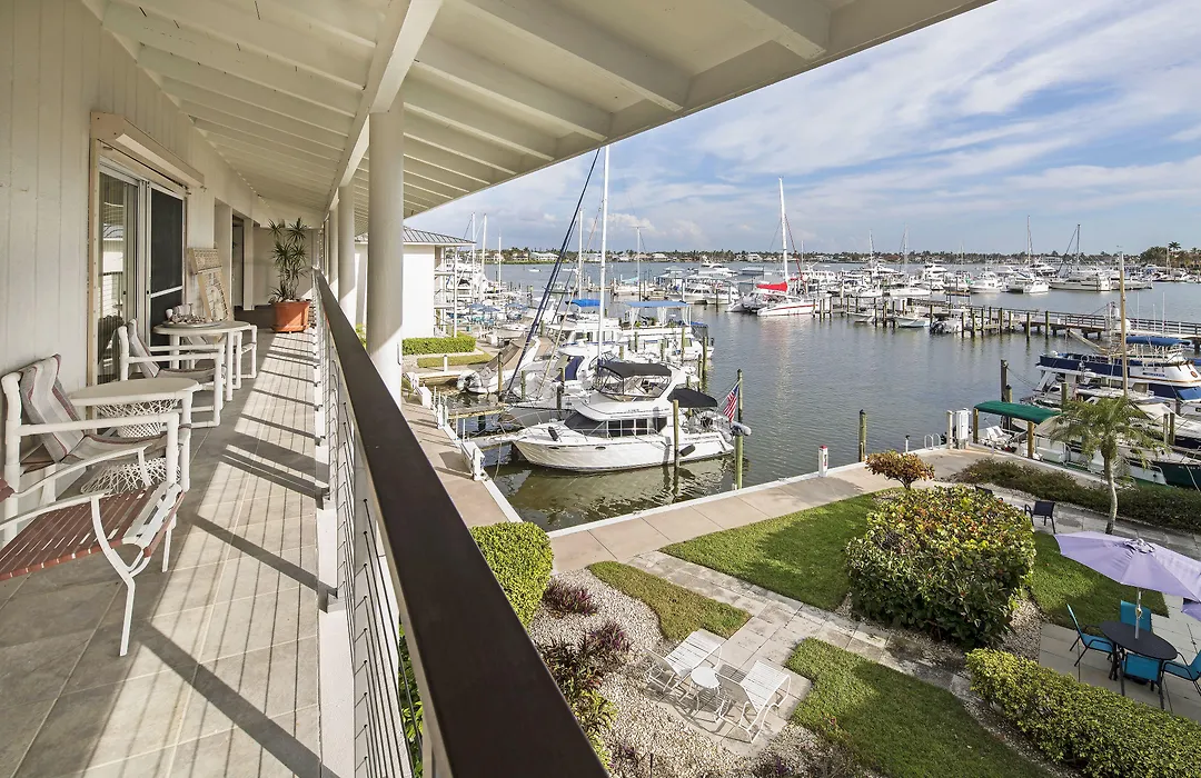 Cove Inn On Naples Bay-1