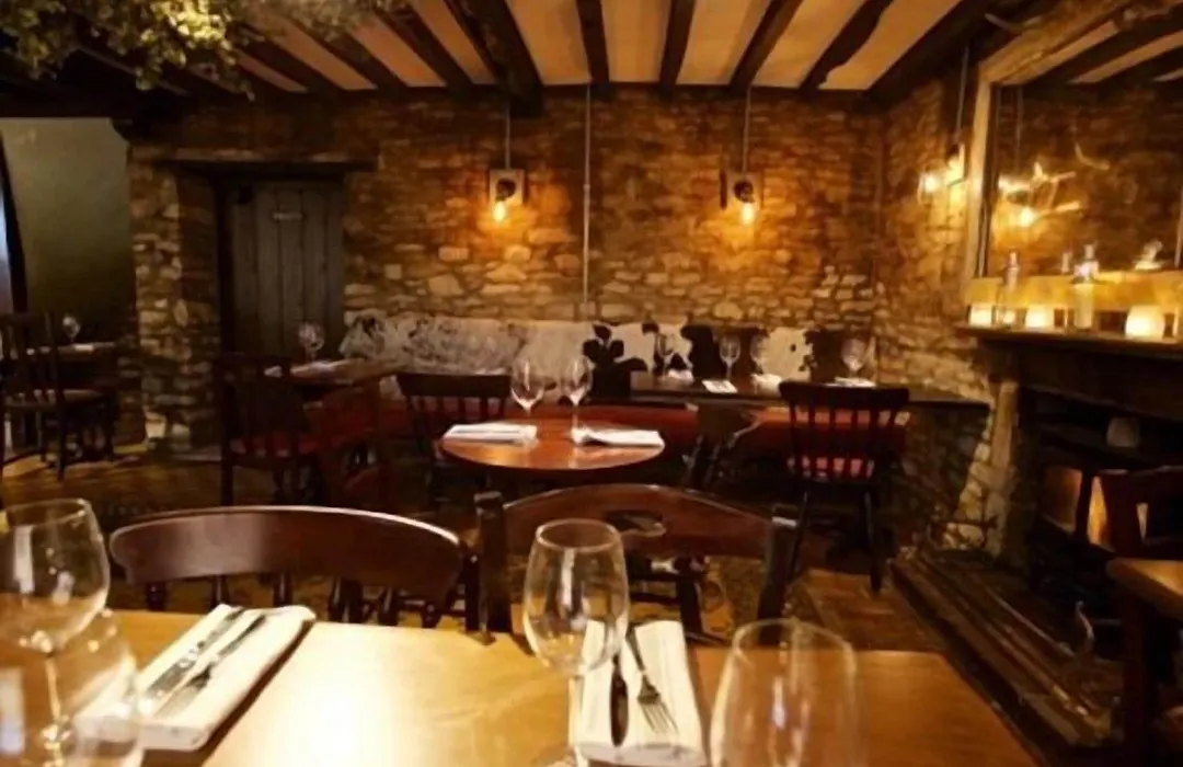 The Woodstock Arms-1