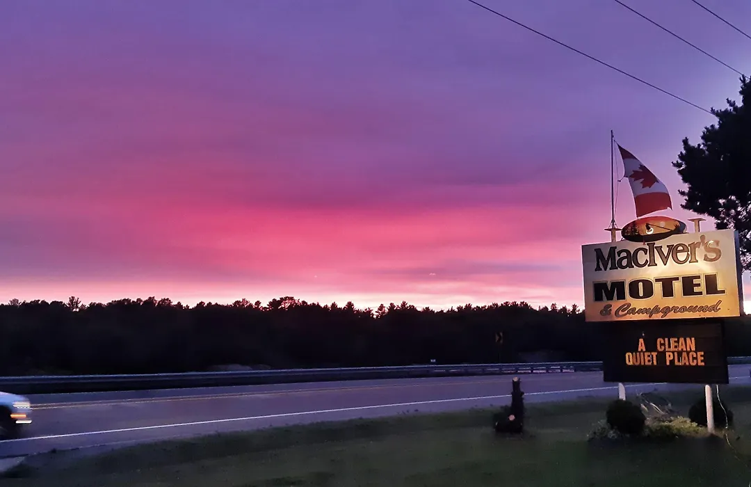 Maciver'S Motel And Camp-1