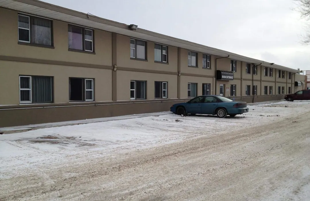 Airport Motor Inn-1