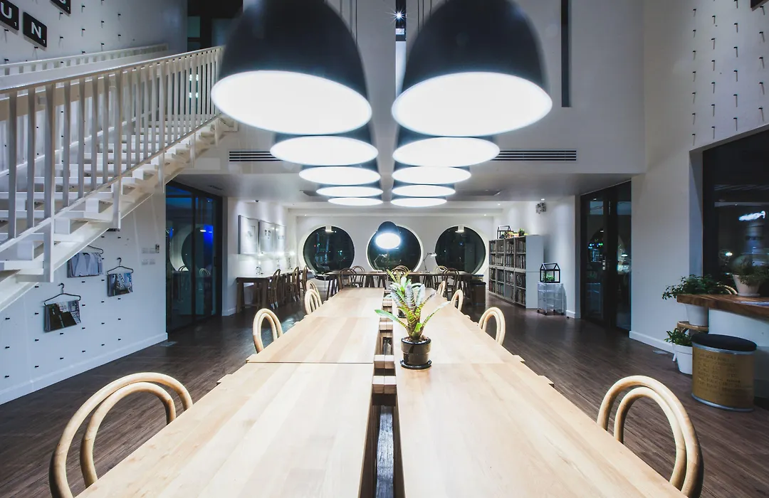Blu Monkey Hub And Hotel Phuket Town- Free All Day Coworking Space-1