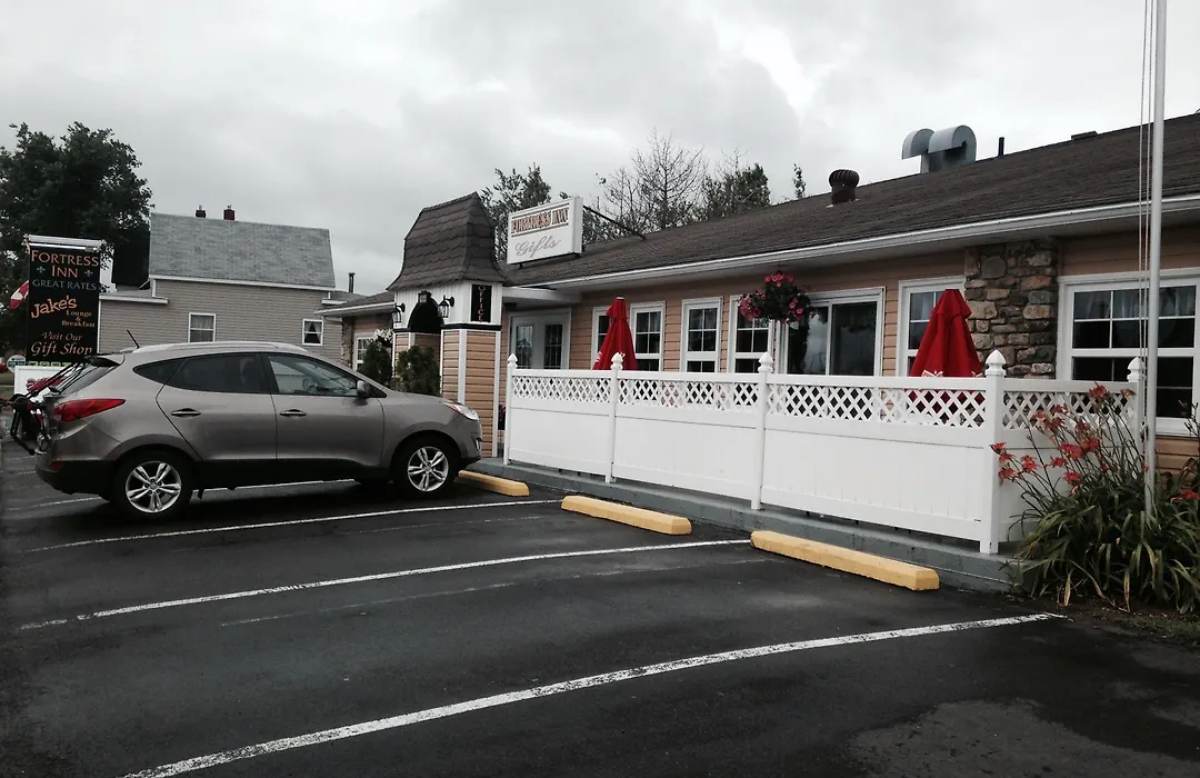 Fortress Inn Louisbourg-1