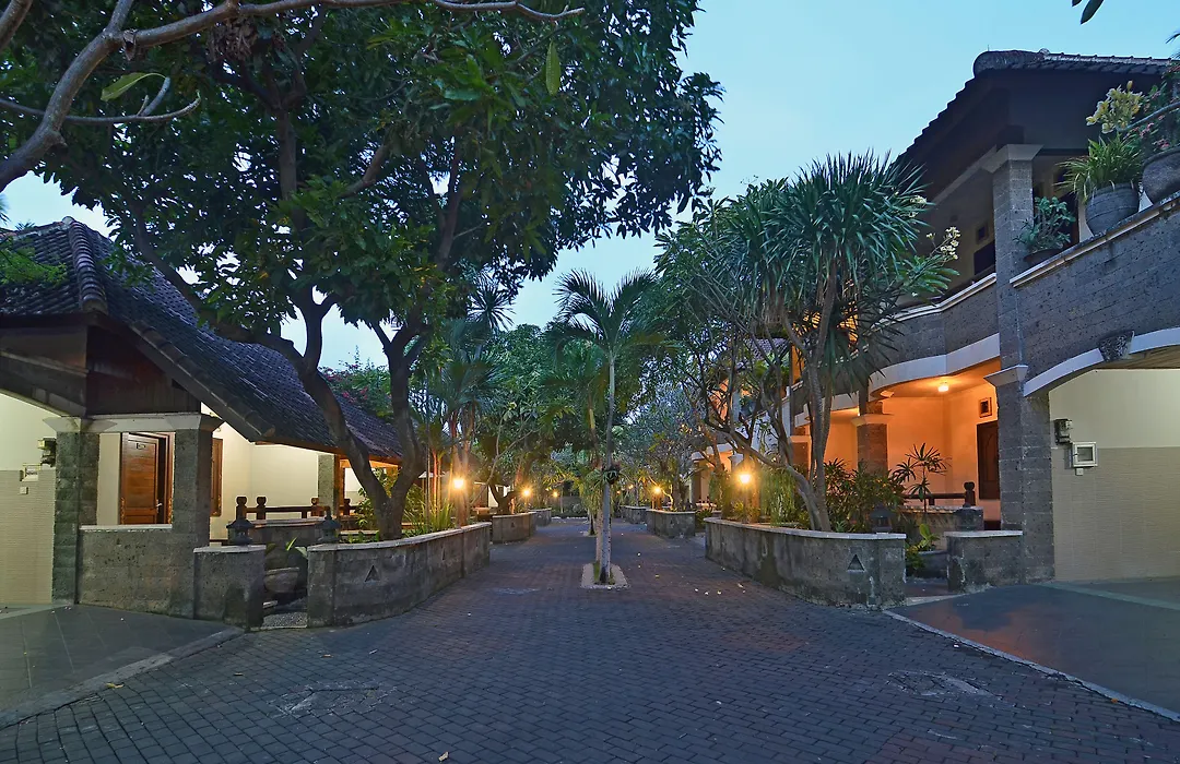 Taman Ayu 212-1