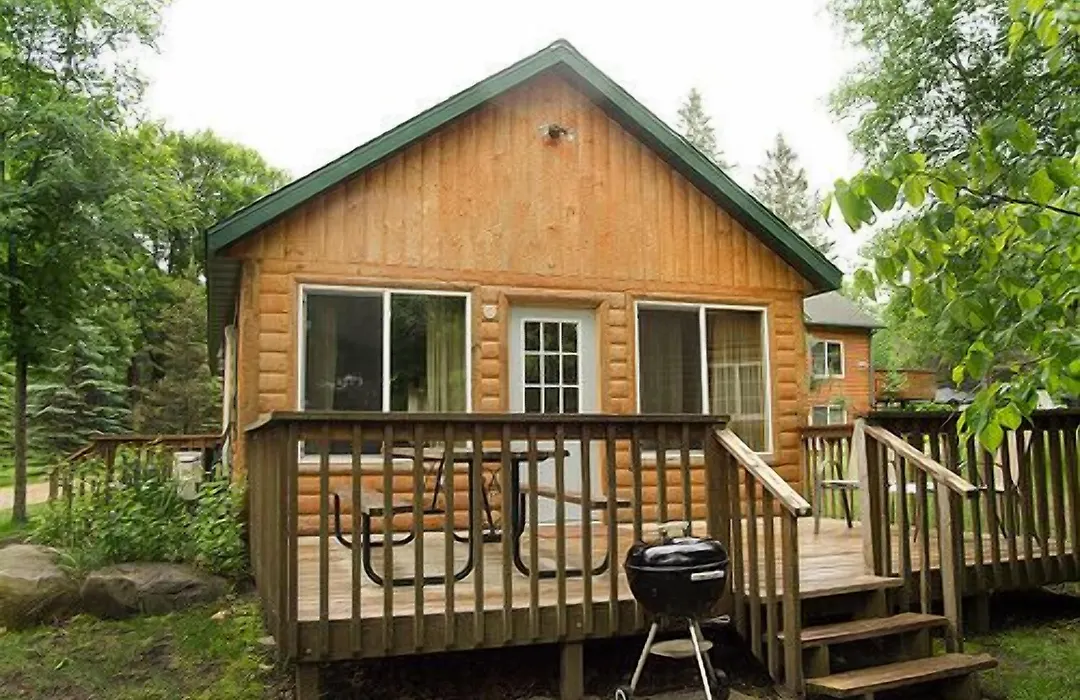 Woodland Beach Resort-1