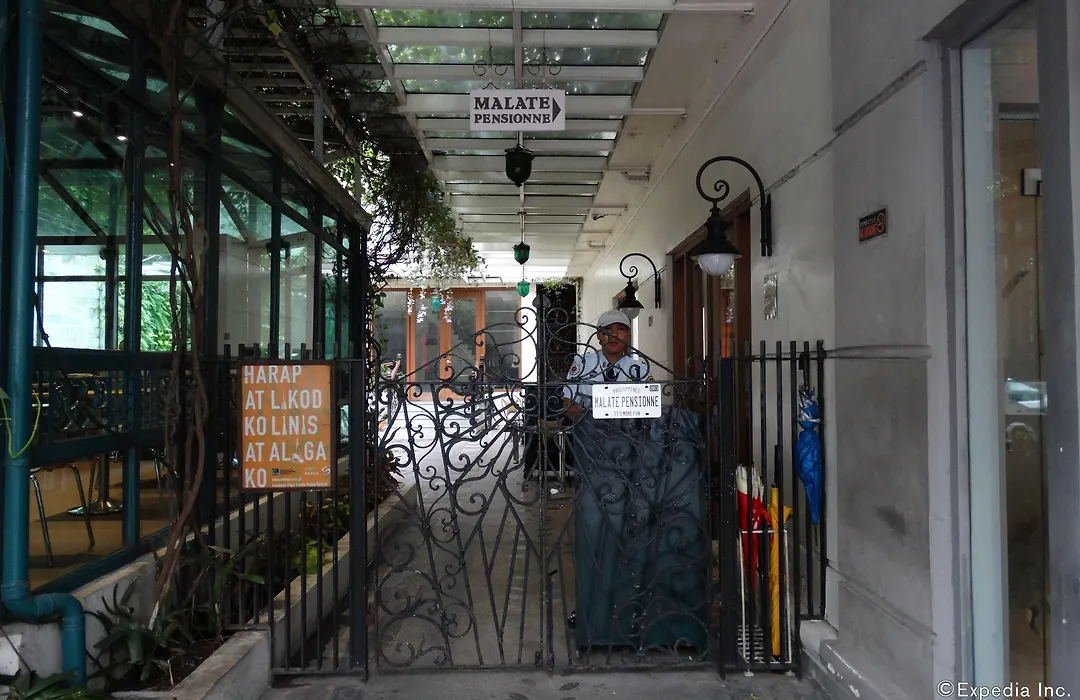 Malate Pensionne-1