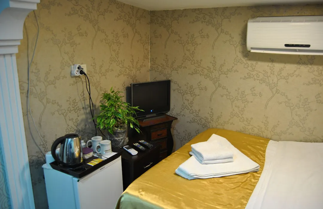 Lotus Hotel-1