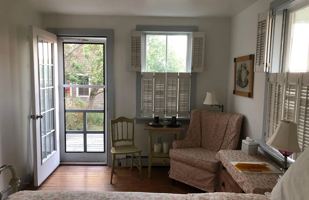 Sea Breeze Inn-1