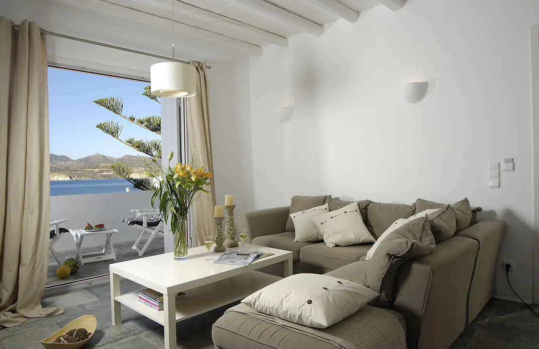Kapetan Tasos Suites-1