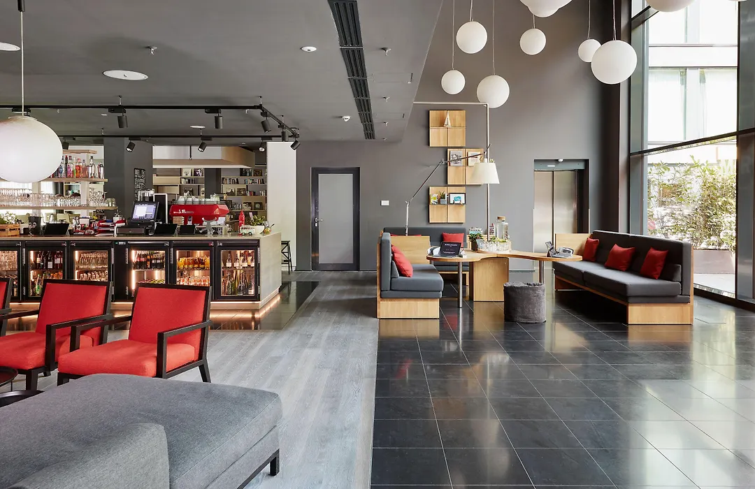 Living Hotel Frankfurt-1
