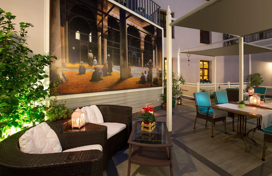 Lalahan Hotel-1