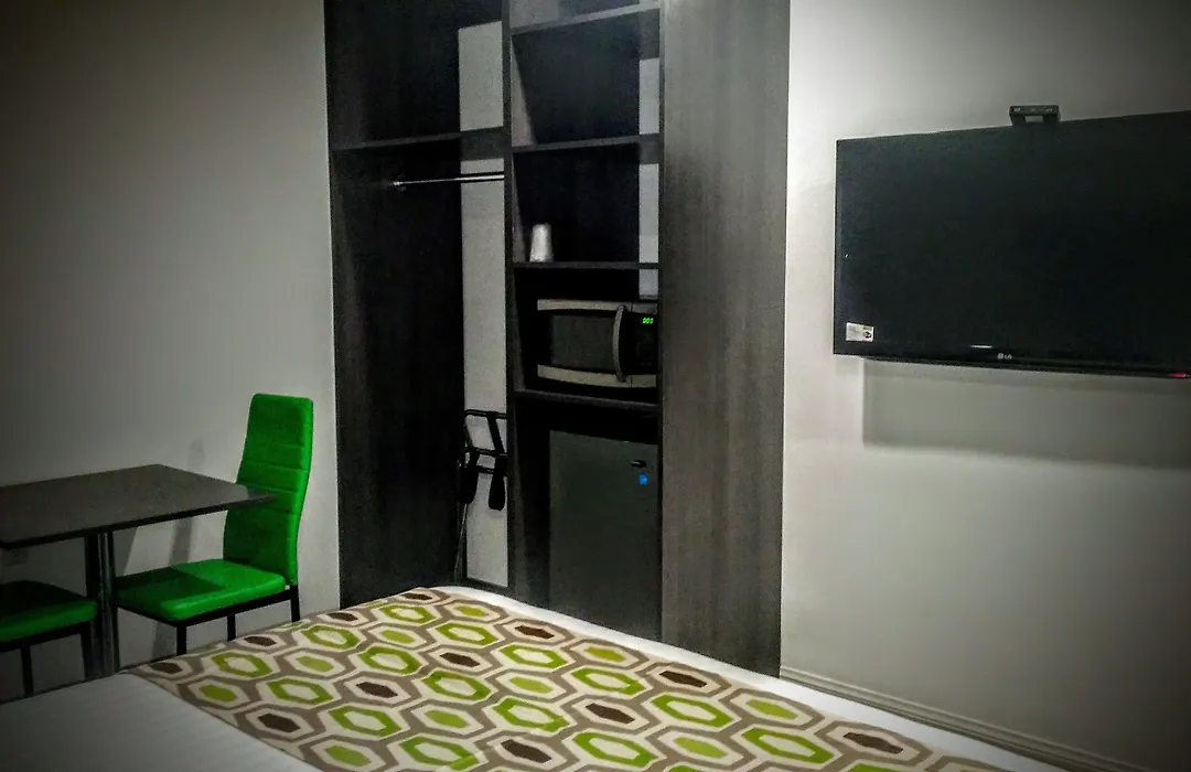 Jewel City Inn-1