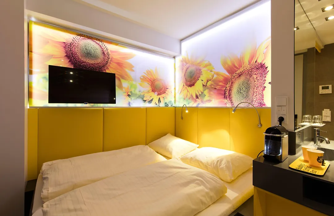 Buddy Hotel-1