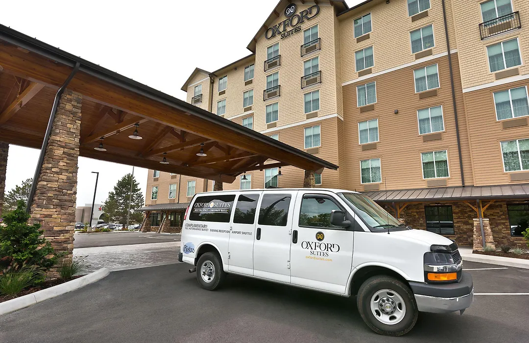 Oxford Suites Bellingham-1