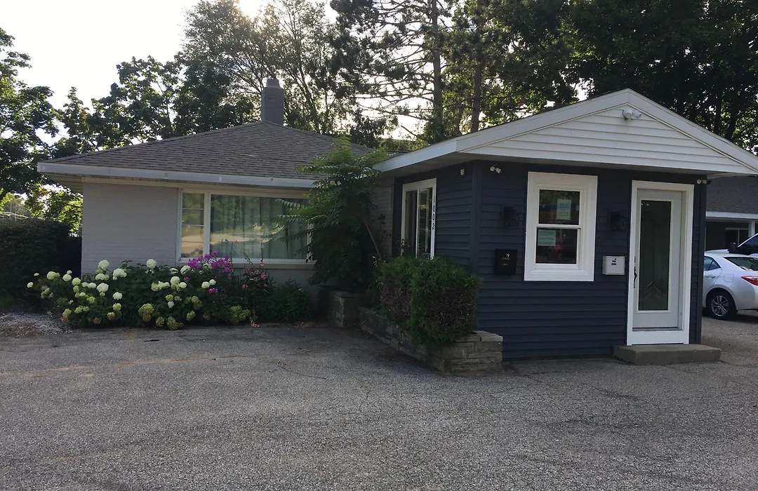 Lake Land Inn-1