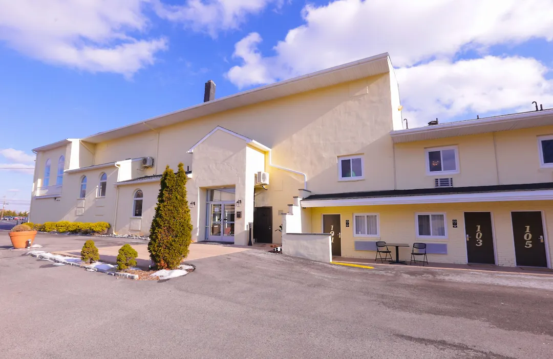 Chateau Suites-1