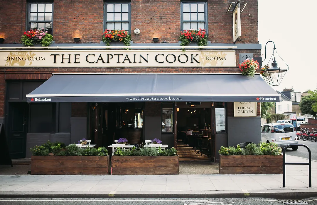 The Captain Cook-1
