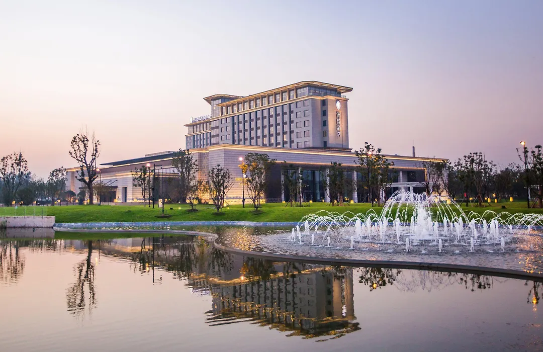 Intercontinental Nantong By Ihg-Best View Of Yangtze-1