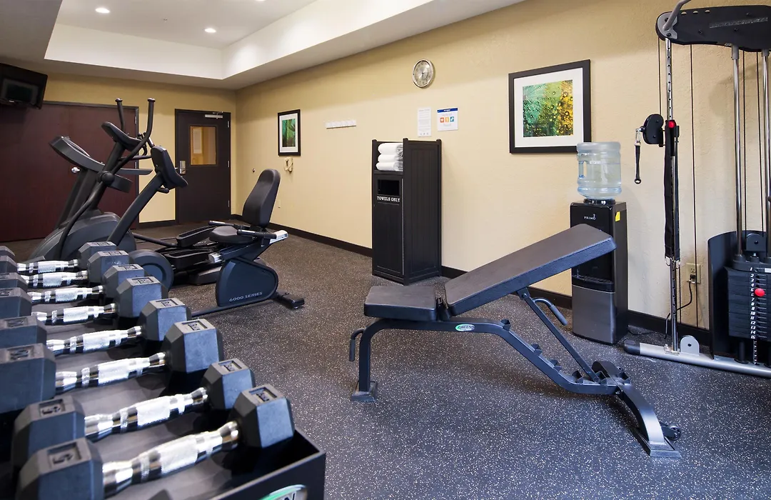 Best Western Plus Fairview Inn & Suites-1